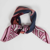 Foulard en soie mini agami bordeaux 02