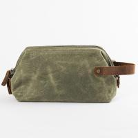 Trousse de toilette baroudeur vert 04